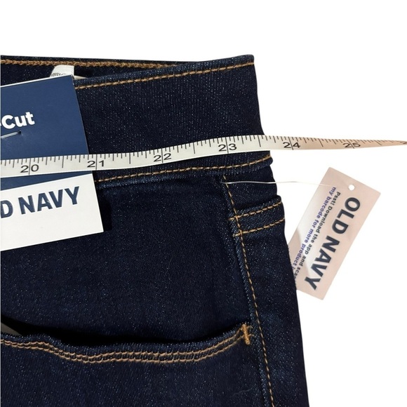 NWT Old Navy Mid-Rise Boot-Cut Jeans in Deep Blue - Picture 3 of 7
